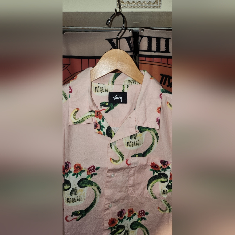 Stussy Pink Shirt with Snakes & Skulls  Print - Mens S/P - Picture 3 of 6